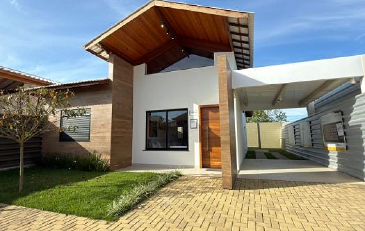 Casa em Condom�nio - Venda no bairro Candeias - Vit�ria da Conquista - BA