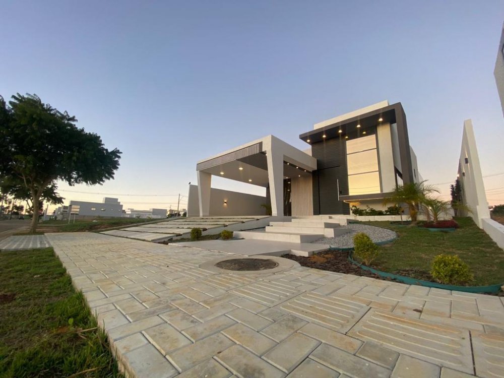 Casa Alto Padrão - Venda - Alphaville - Vitória da Conquista - BA