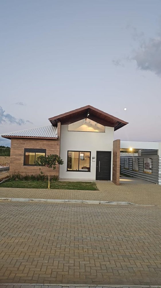 Casa - Venda - Universidade - Vitória da Conquista - BA