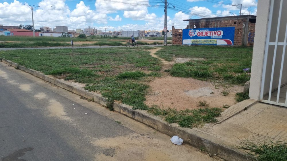 Terreno - Venda - Morada dos Pássaros 3 - Vitória da Conquista - BA