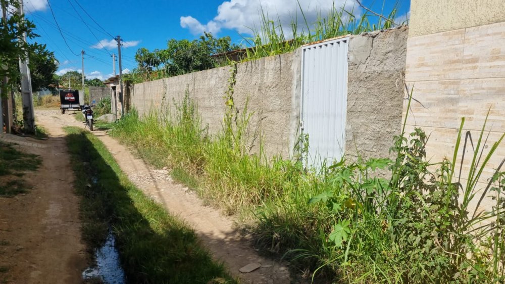 Terreno - Venda - Lagoa das Flores - Vitória da Conquista - BA