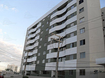 Apartamento no Candeias