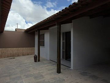 CASA 4/4 DISPON�VEL PARA ALUGUEL - VIT. DA CONQUISTA